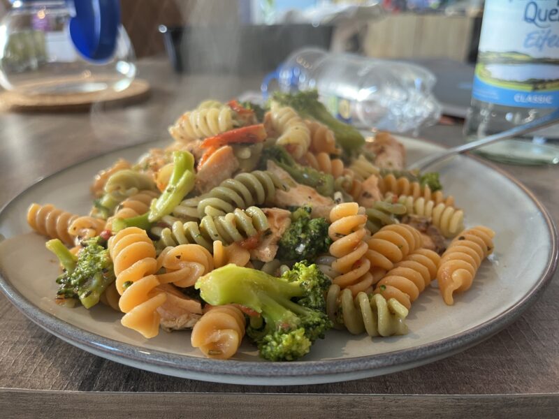 Pasta mit Lachs